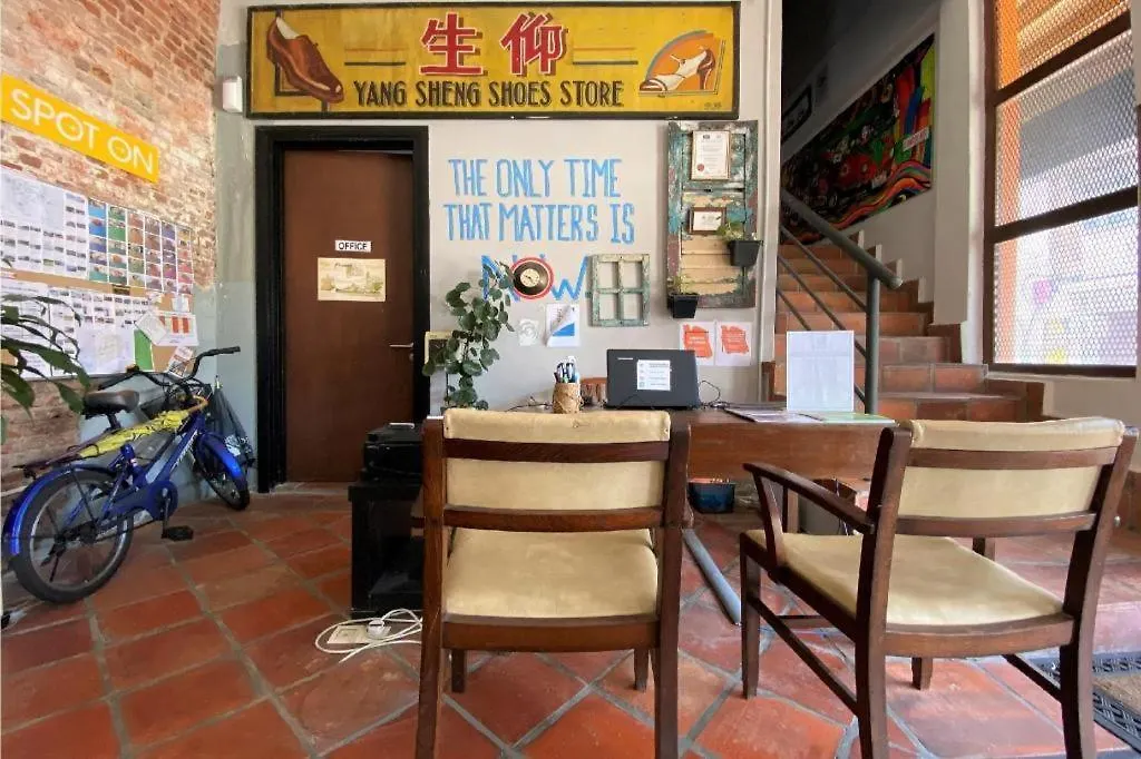 Hotel Spot On 90194 Lincoln'S Backpacker'S George Town