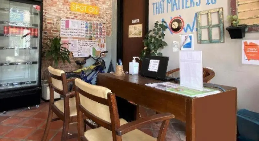 Hotel Spot On 90194 Lincoln'S Backpacker'S George Town