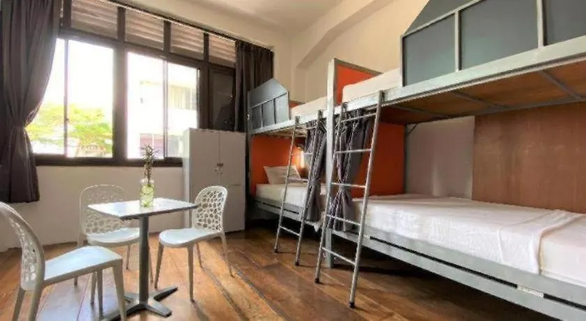 Hotel Spot On 90194 Lincoln'S Backpacker'S George Town