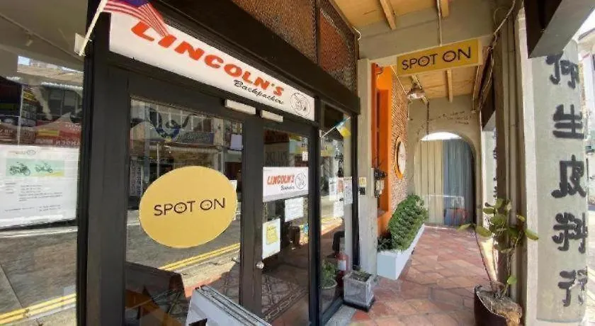 Hotel Spot On 90194 Lincoln'S Backpacker'S George Town